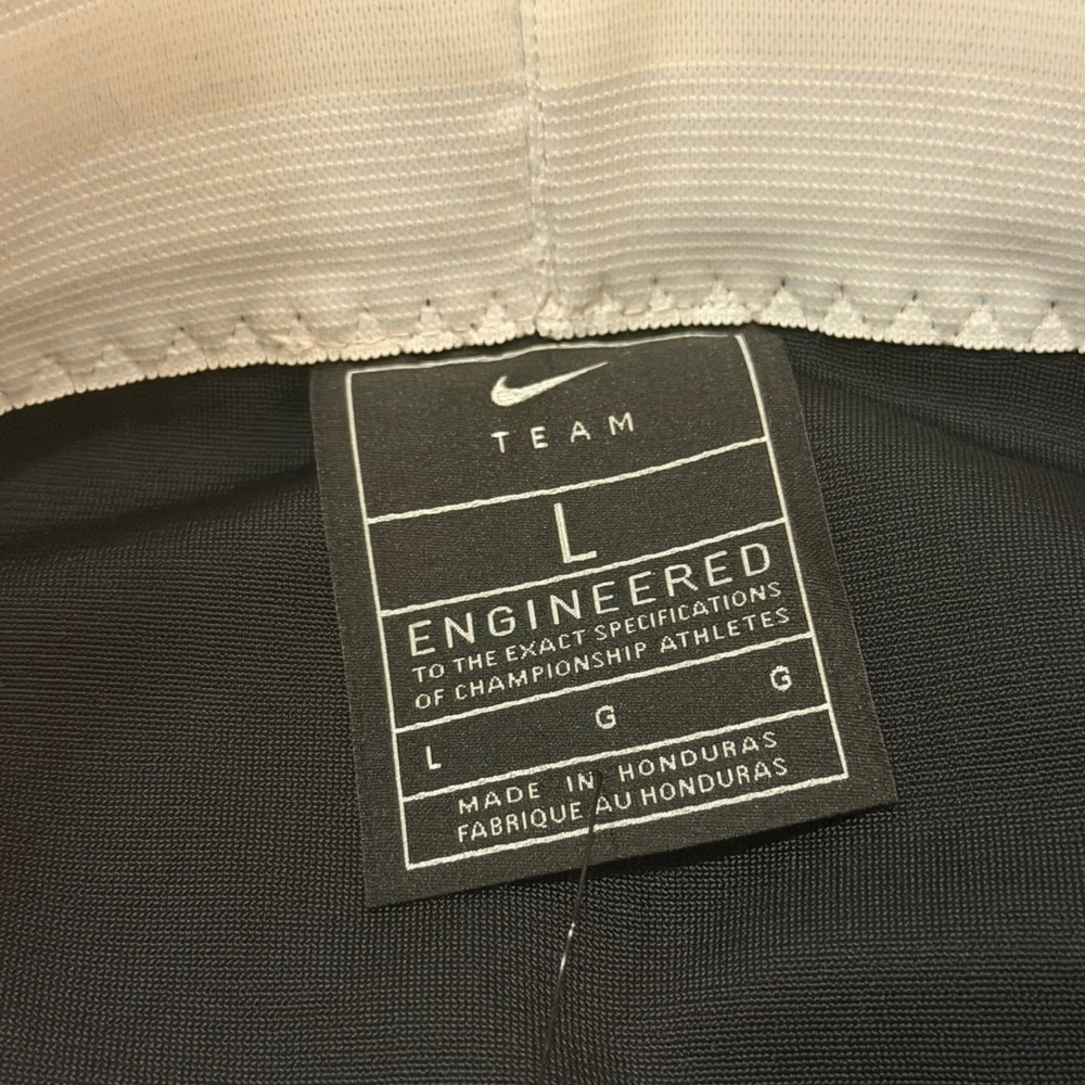 Nike Mens Team Engineered Football Pants Black White DV3978-012 Size L NEW - Picture 3 of 9